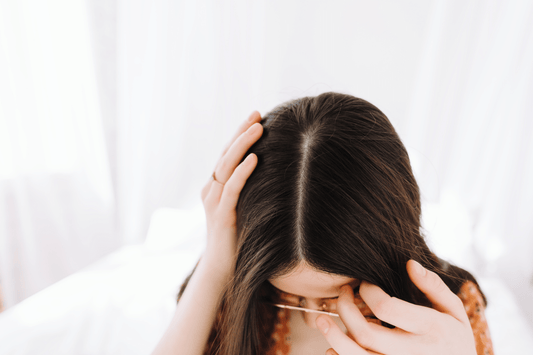 What's the Difference Between Thinning Hair vs Normal Hair?